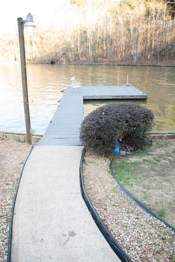 Lakefront Cottage With Private Hot Tub! Buckhead Dış mekan fotoğraf